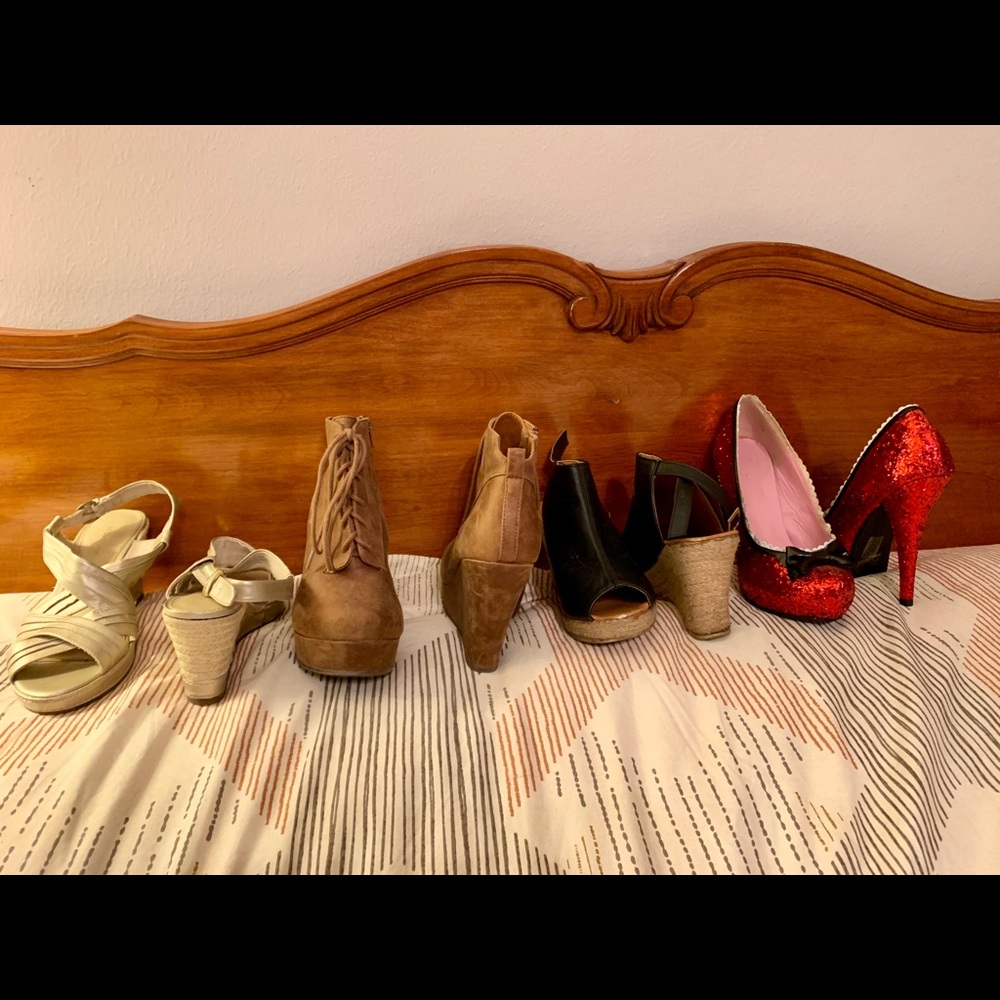 Lot of 4 pair of shoes